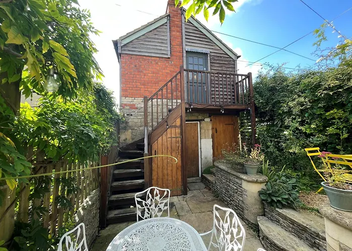 Bradford On Avon Holiday Cottage 4 Bedroom Near Bath